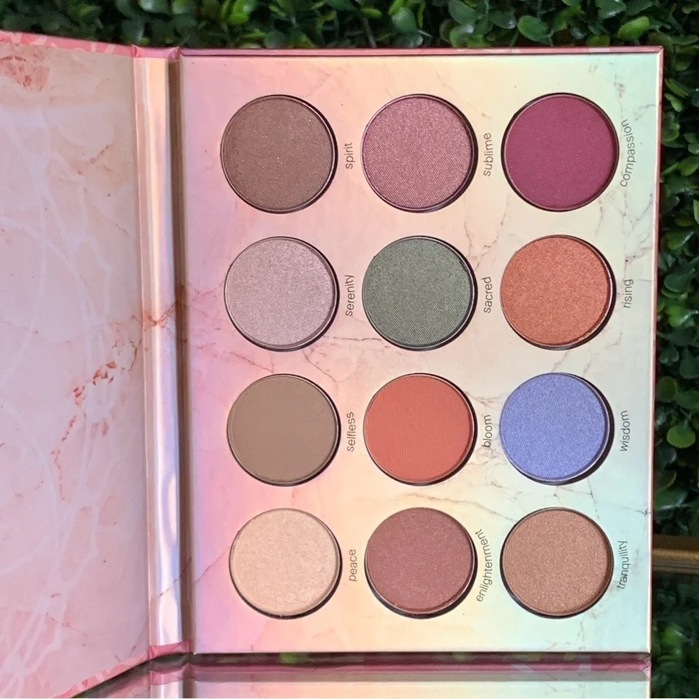 OFRA cosmetics lotus